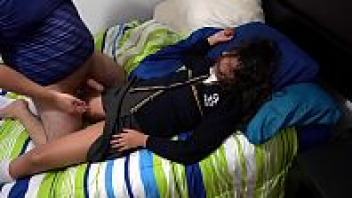 หนังโป๊ฝรั่งX วางยาลักหลับนักศึกษา PORN บังคับให้อมควยตอนหลับ แล้วจับแก้ผ้าเอาควยเสียบหีคาชุดนักศึกษาจนน้ำว่าวหลั่งในหีเต็มก็อก - heovl.dog