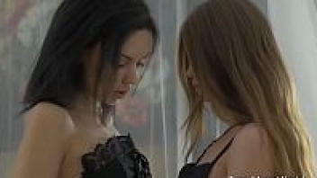 2ดาวโป๊ฝรั่งมาแรง[Sheri Vi ปะทะ Nedda]จับมือกันถ่ายหนังโป๊แนวเลสเบี้ยนโรแมนติก เลียเสียวตั้งแต่นิ้วโป้งตีนยันติ่งหู ปลายลิ้นจรดกรีบแตดง่ามหี เสียงครางแผ่วเบาเร้าใจ - heovl.dog