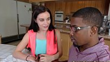 pornฝรั่ง หนังโป๊ใหม่ล่าสุด นิโกรเย็ดสาวหน้าใส ขอโม้กเอาใจแฟนควยใหญ่ หีฝรั่งโดนเสียบร้องลั่น เด้าแรงเลยเจ็บหี - heovl.dog