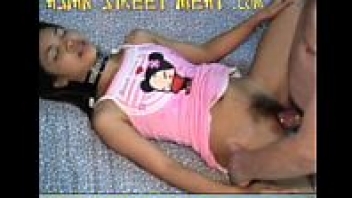 ดูหนังโป๊ฟรี สาวไทยโดนฝรั่งเย็ดหี ขายหีแลกเงินครั้งแรกกับค่าย asian street meat รูหีก็กรวงหมดแล้ว - heovl.dog