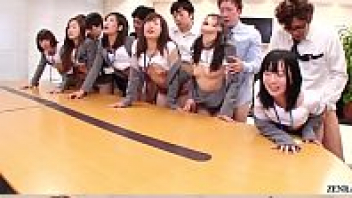 หนังxxxเสียวๆ ออฟฟิศจัดแข่งเย็ด 18+ จับคู่เสร็จกระเด้าหีกลางห้องประชุม ยืนโยกจนโต๊ะสั่น ซอยหีกันไม่เบาเลย - heovl.dog