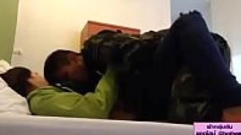 คลิปโป๊ไทยน่าดู xxx ทหารออกมาหาเมียมาถึงไม่พูดจาจัดอย่างเดียวนัวเนียไม่หยุดเพราะเก็บกดความเงี่ยนมานาน - heovl.dog