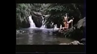 โล้หีแม่ออเจ้ากลางน้ำตก หนังเอ๊กซ์จีนเรท18+ ฉากเย็ดกระแทกนางเอกเห็นนมไม่เห็นหี ทั้งเรื่องxxxxเย็ดยันจบ ซอยแหลกแถมแอบแตกในแน่นอน