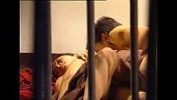 ขังแปดxxx หนังโป๊ไทยเรื่องแรก ผู้คุมบ้ากามสายหื่น เย็ดนักโทษหญิง แอบล่อขาใหญ่ในห้องขัง บางวันก็นัดเย็ดตอนอาบน้ำ ตอกควยเน้นๆ - heovl.dog