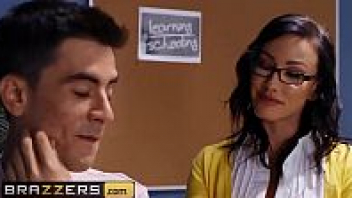 หนังเอ็กซ์ใหม่ล่าสุด Jordi El Nino Polla จอร์ดี้ตัวเเสบเปิดเทอมวันแรกก็หา Jennifer White ครูคณิตศาสตร์มาxxxแถมครูก็หีสวยไม่ใช่เล่นเลยโดนเย็ดจนแตกใน - heovl.dog