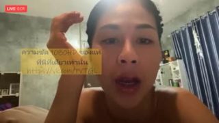 คลิปหลุดน้องออยรอยจูบ ไลฟ์สดกลุ่มไลน์แบบลับๆ จัดหนักเย็ดสดในห้องน้ำกับคู่เทพ xxx ยืนเย็ดกันอย่างฟินหีฟินควย น้องออยครางดังจนโดนแตกในคาหี