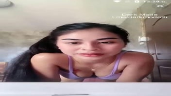 คลิปหลุดเด็ดๆจาก น้องออย รอยจูบ เต้นยั่วเย็ดเอายอดวิวก่อนจะไปขึ้นโยกกระดอผัวใหม่ xxx ขย่มเสียวควยจนผัวใหม่แตกในหีแต่ตัวเองไม่เสร็จเลยต้องไปเบ็ดหีจนตัวเองหีน้ำแตก - heovl.dog