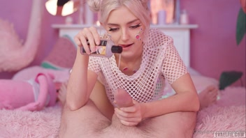 หนังโป๊โอลี่แฟน Onlyfans xxx Eva Elfie น้องอีวาดาราพอร์นฮับหีสวย โชว์ลีลาชักว่าวถอกกระดออมควยอย่างเสียว แหวกกางเกงในเอาหีขาวเนียนขึ้นขย่มเย็ดกระแทกควยดังตับๆ ก่อนโดนจับเย็ดท่าหมารัวๆ จนน้ำว่าวแตกเต็มปาก - heovl.dog